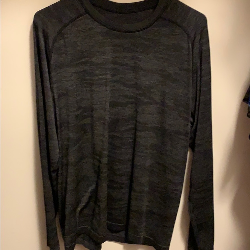 Lululemon shirt